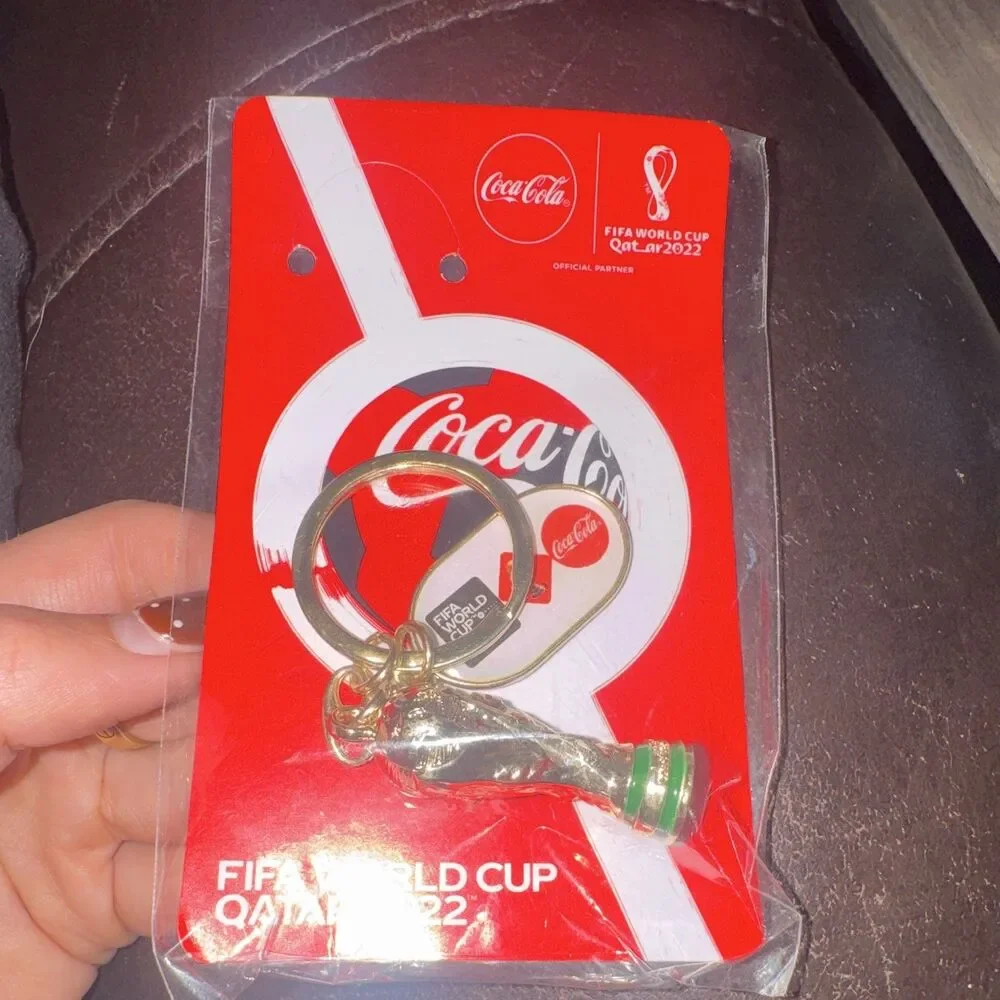 Coca-Cola FIFA World Cup Qatar 2022 Trophy Keychain Gold/Green